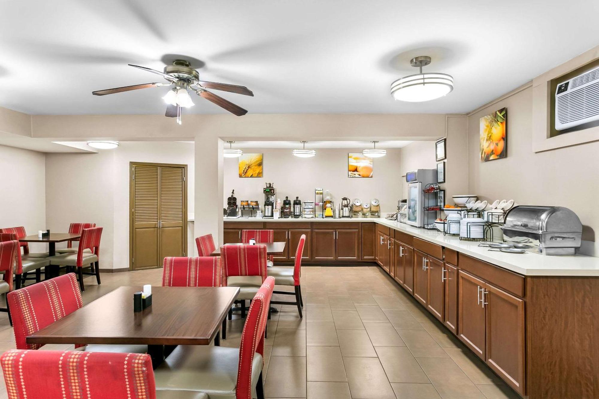 Comfort Inn Red Horse Frederick Esterno foto