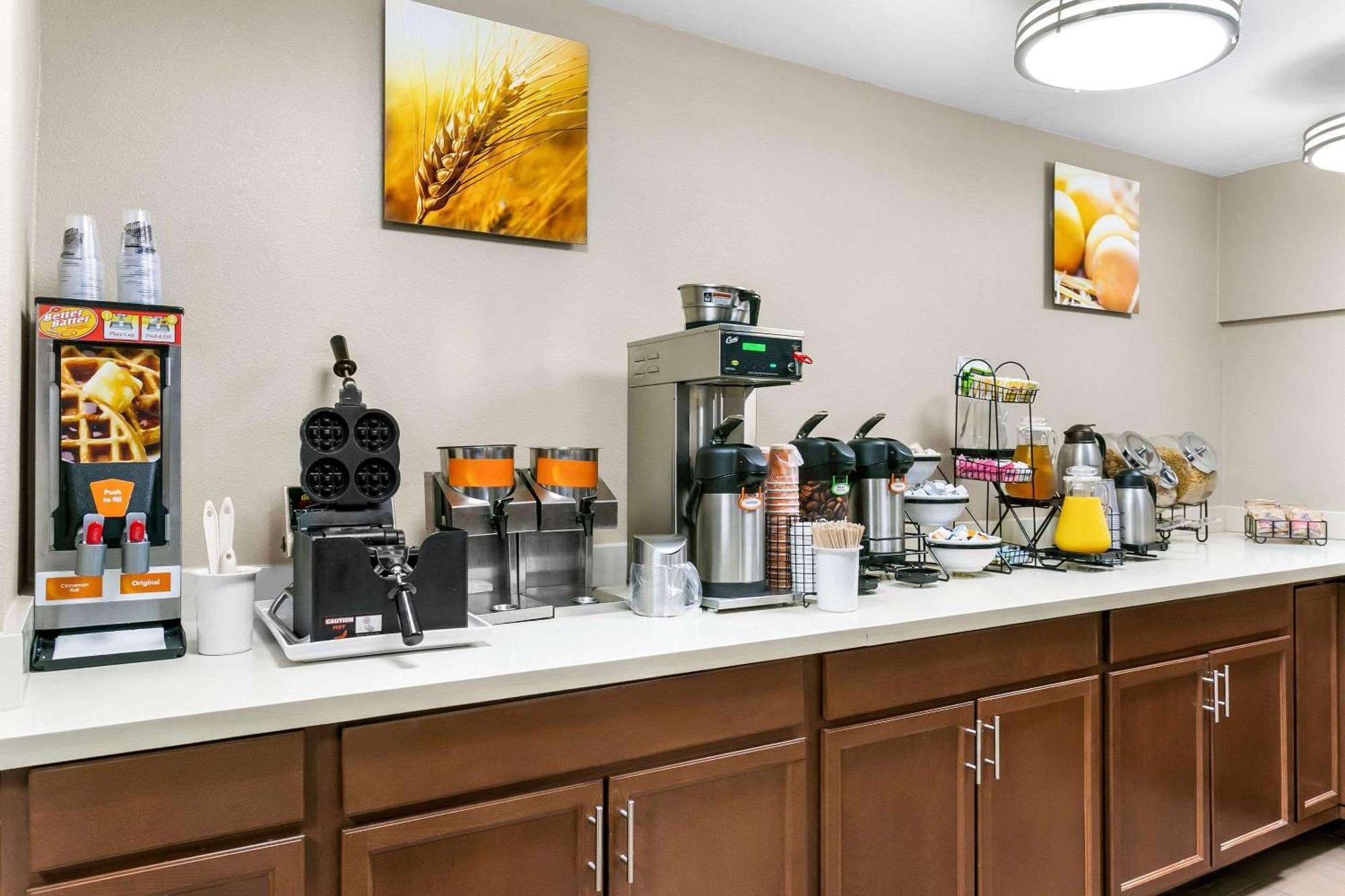 Comfort Inn Red Horse Frederick Esterno foto