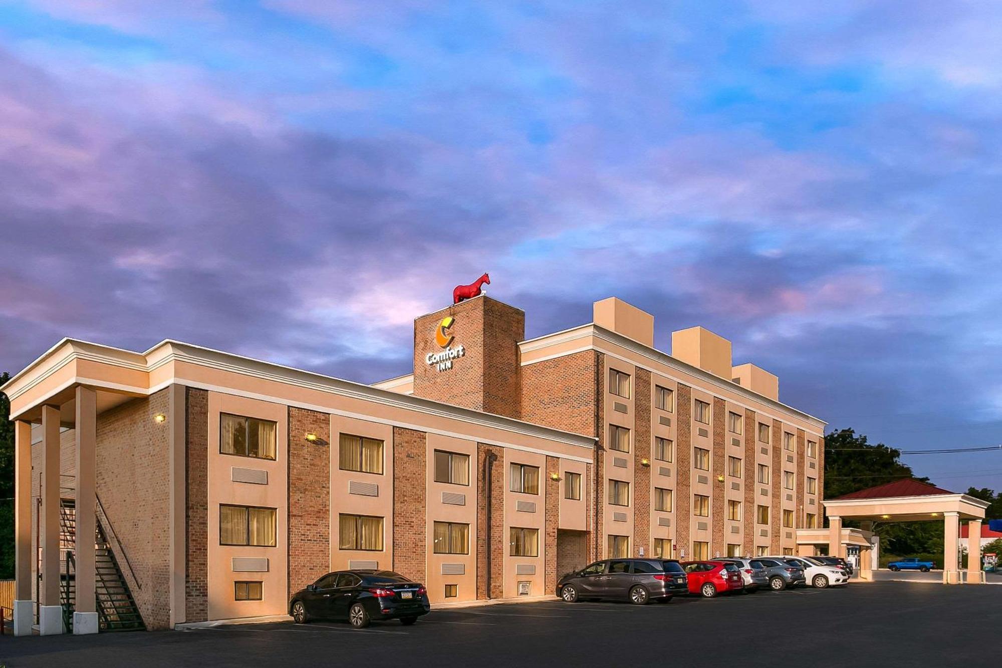 Comfort Inn Red Horse Frederick Esterno foto