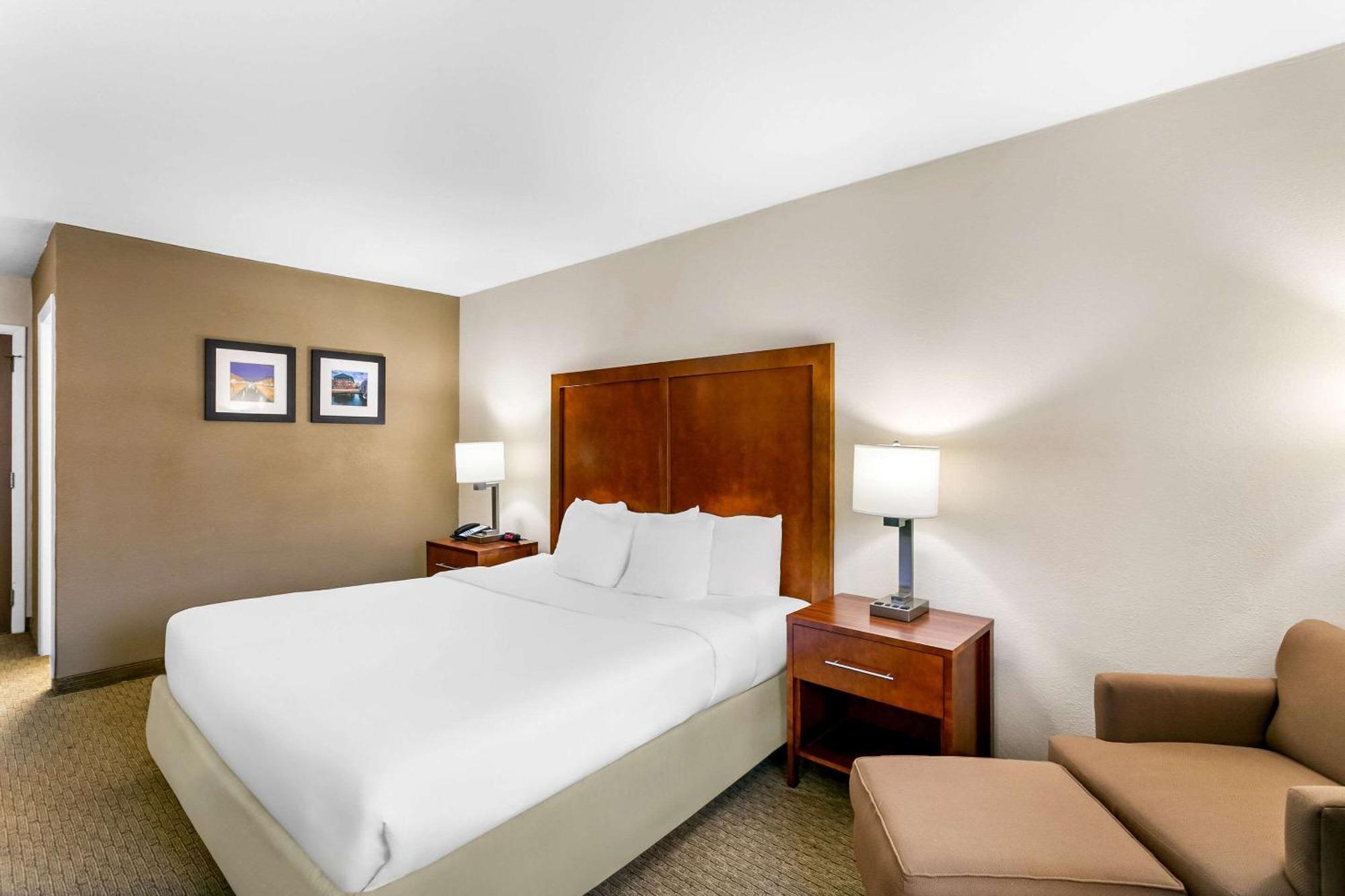 Comfort Inn Red Horse Frederick Esterno foto